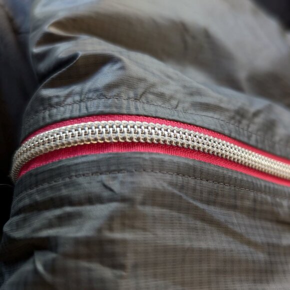 Travel Windbreaker SportHill Soft Packable Pink Zipper Ripstop Nylon A+ from REI - Picture 16 of 16